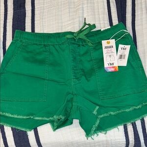 YMI Shamrock Green Jogger Shorts with Frayed Hem - L - NWT